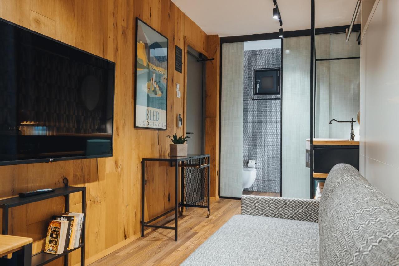 City Glamping By One66 Hotel Ljubljana Exterior photo